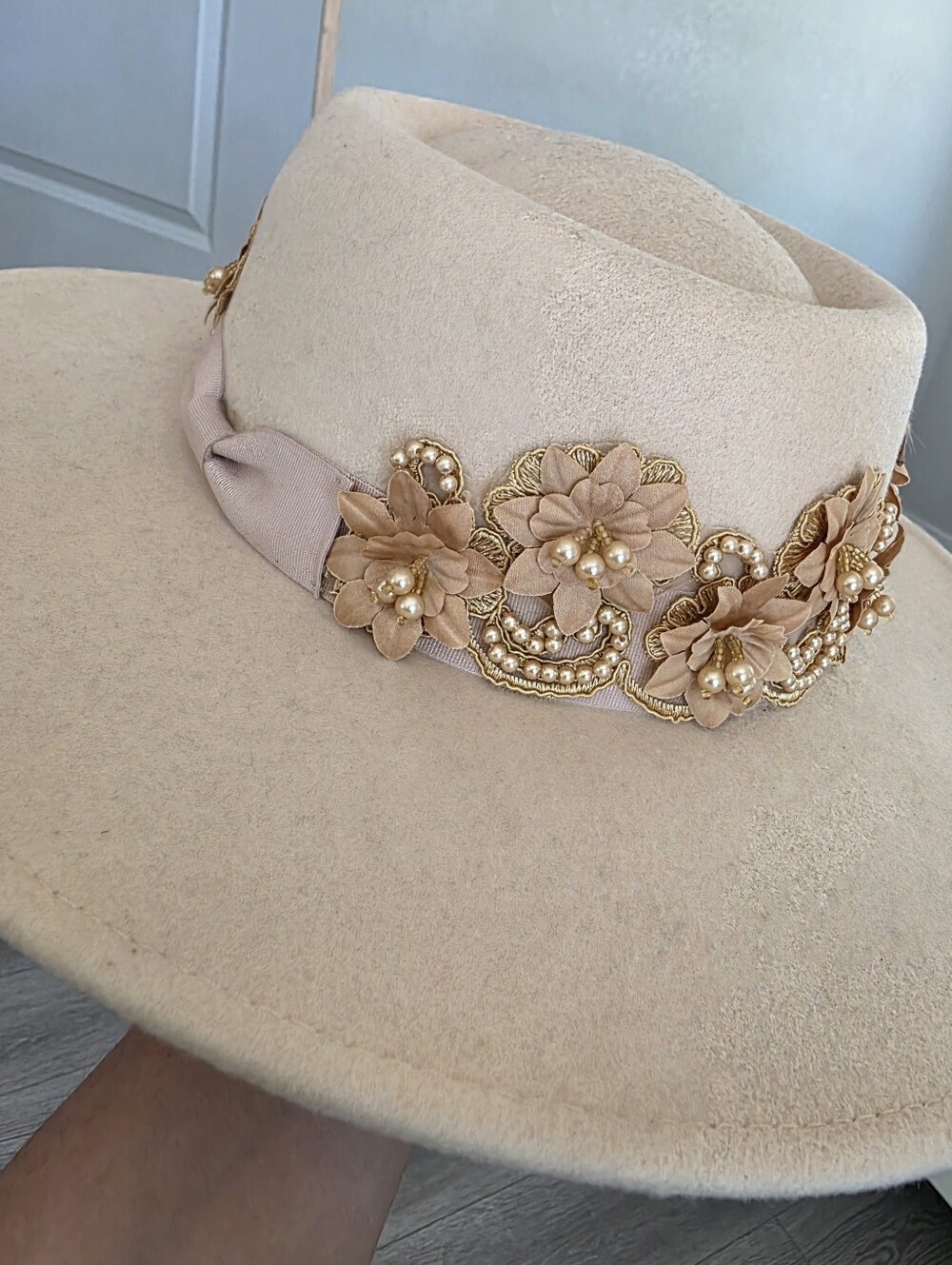 Beige Floral Pearl Trim Wool Felt Hat - Women's Accessory